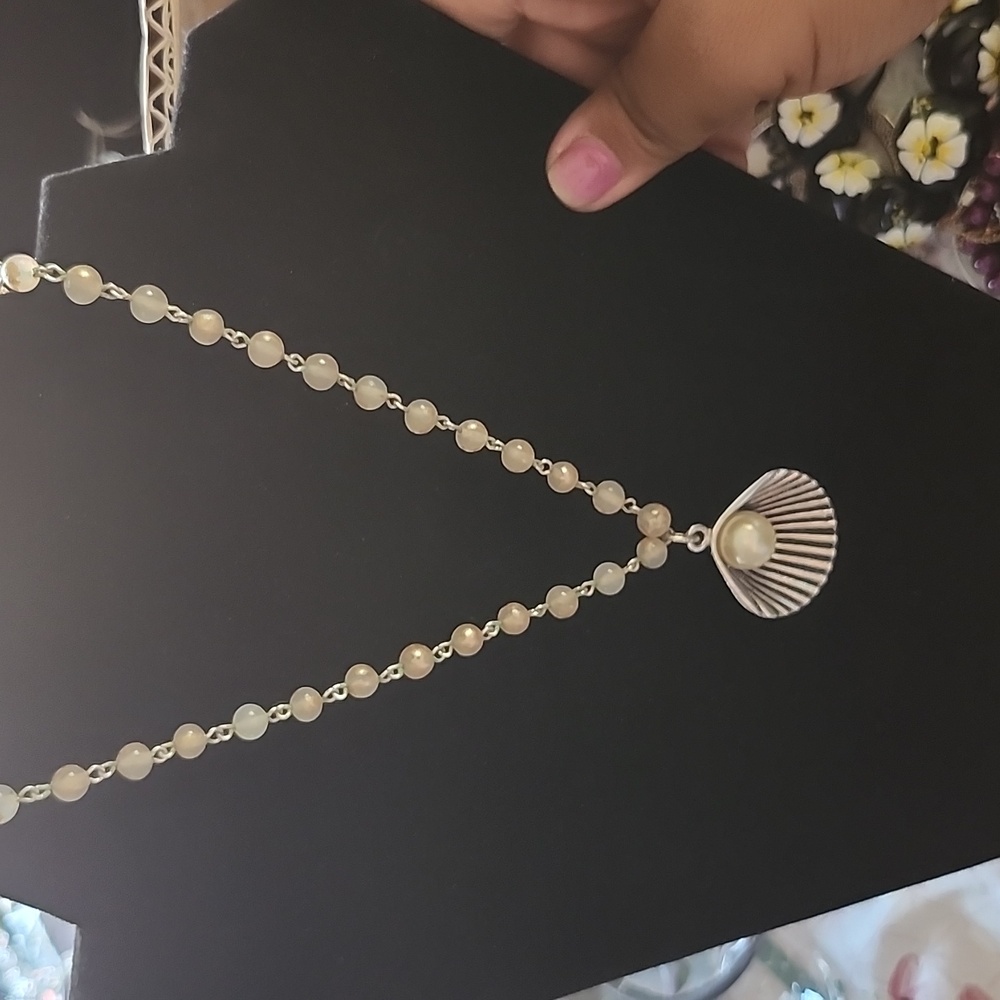 Faux Pearls and Shell necklace